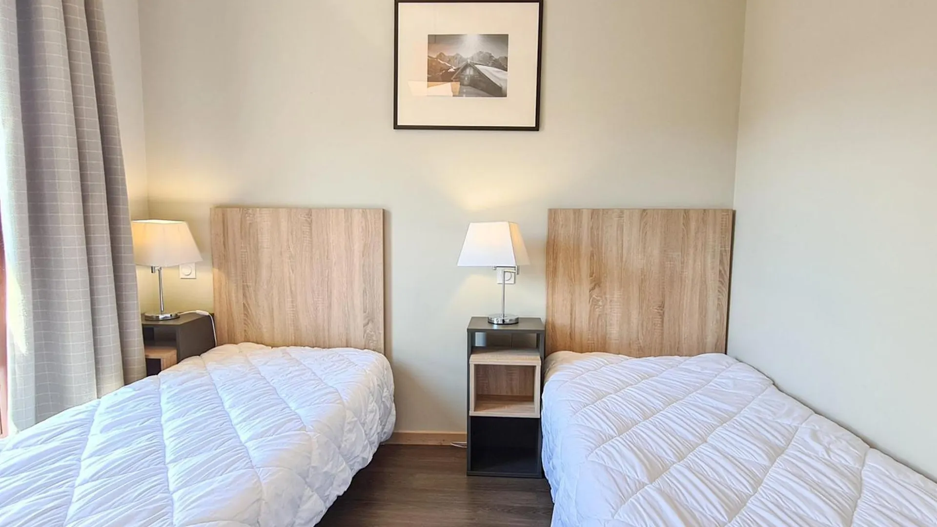Grand Appartement 6 Pers, Skis Aux Pieds, Spa Et Piscine - Fr-1-425-235 Arâches 0*,  フランス